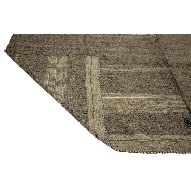 Mid 20th Century 1960s Vintage Gray Turkish Kilim Rug- 11′5″ × 12′3″ For Sale - Image 5 of 7