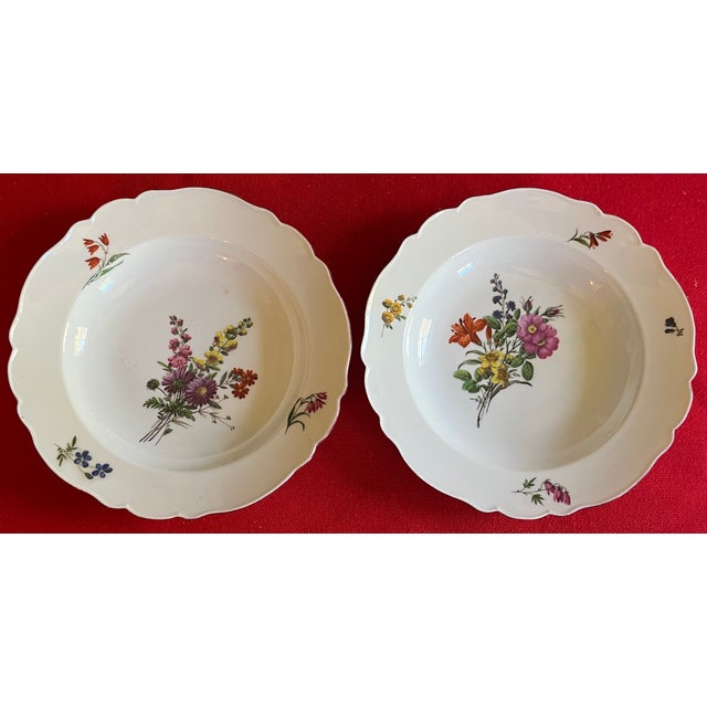Antique Early 19th Century Italian Ginori a Doccia Porcelain Soup Bowls With Flower Decoration Circa 1815 - Set of 6 For Sale - Image 13 of 16
