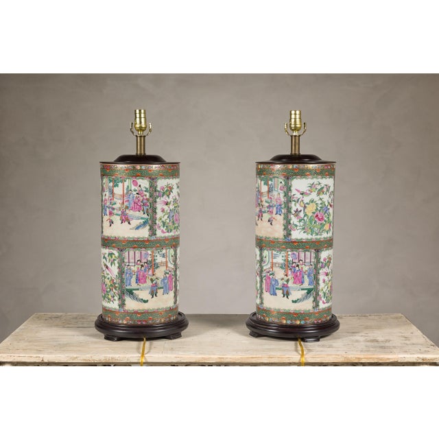 1980s Hand-Painted Rose Medallion Table Lamps with Court Scenes and Birds - a Pair For Sale - Image 4 of 12