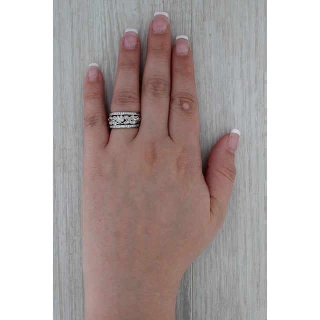 Silver Vintage Ornate 0.58ctw Diamond Flower Ring Platinum Wedding Anniversary Size 6 For Sale - Image 8 of 8
