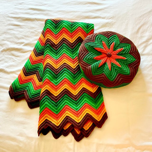 Mid 20th Century Mid-Century Folk Art Boho Chic Herringbone Crocheted Throw & Pillow - Set of 2. For Sale - Image 5 of 9