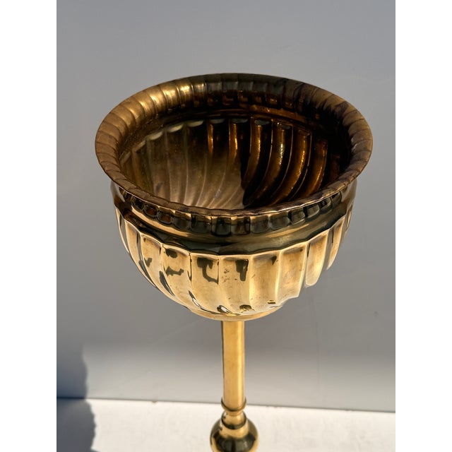 1970s Brass Standing Champagne Cooler / Planter For Sale In Los Angeles - Image 6 of 11