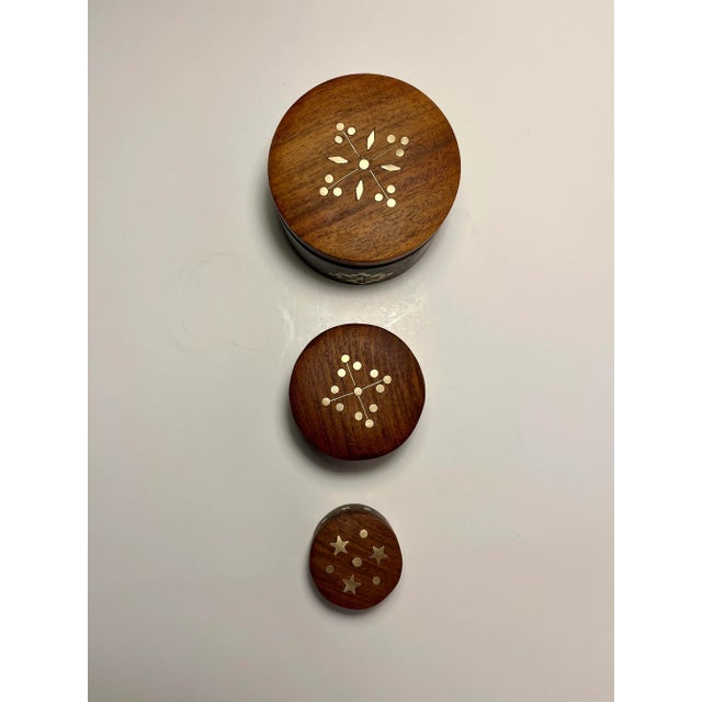 Set of 3 Vintage Wooden Brass Inlaid Round Jewelry Trinket Boxes Aprox. dimensions: Box #1: 4"diameter, box #2:...