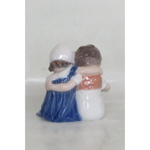 White Bing and Grondahl 1567 Boy and Girl Children Reading Porcelain Figurine For Sale - Image 8 of 11