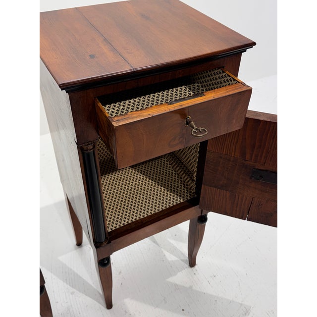 Pair of Early 19th Century Italian Empire Walnut Commodini With Ebonized Columns For Sale - Image 12 of 13