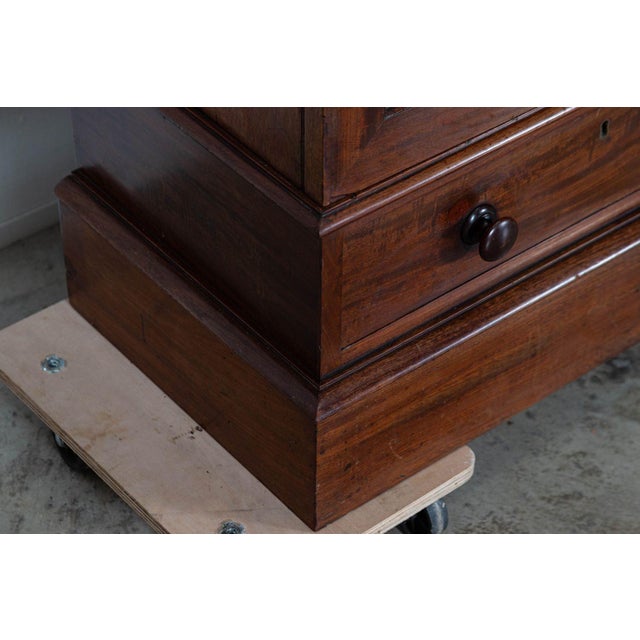 Antique English Glazed Mahogany Vitrine Cabinet, 1890 For Sale - Image 11 of 18