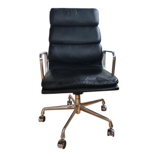 Eames Aluminum Group Black Leather Soft Pad Executive Chair For Sale