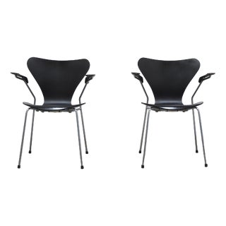 3207 Armchairs by Arne Jacobsen for Fritz Hansen, 1980, Set of 2 For Sale