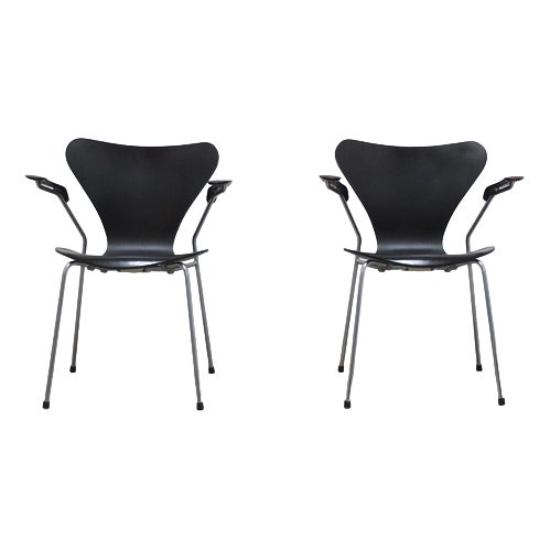 3207 Armchairs by Arne Jacobsen for Fritz Hansen, 1980, Set of 2 For Sale