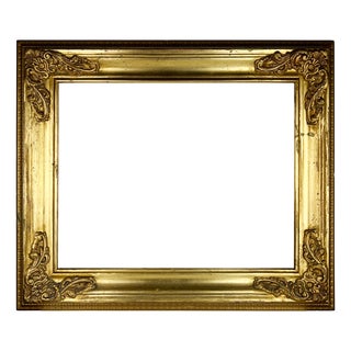 Vintage Italian Wood Picture Frame in Gilt Wood For Sale