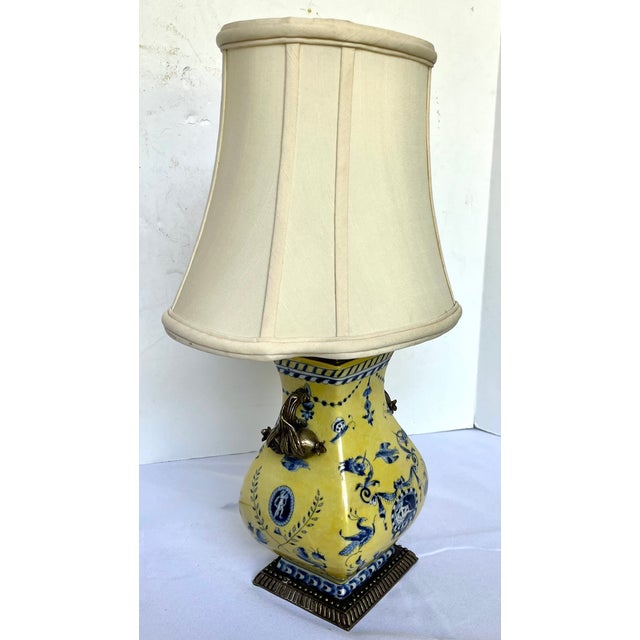 Yellow Vintage Italian Porcelain Table Lamp With Brass Pomegranate Handles For Sale - Image 8 of 15