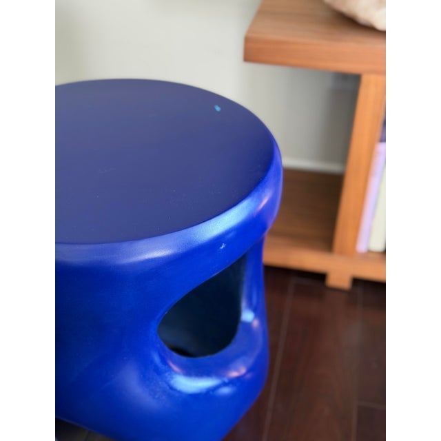 Made Goods Hyde Stool in Glossy Cobalt Blue Reinforced Concrete Sculptural Modern Organic Side Table For Sale In Los Angeles - Image 6 of 12