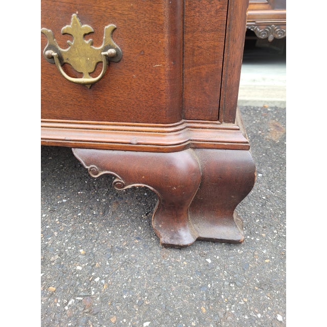 1930s Vintage Chippendale Block Front Shell Carved Chest For Sale - Image 11 of 12