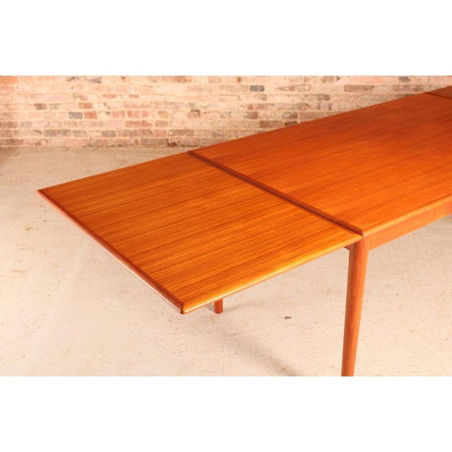 Brown Large Mid-Century Danish Extendable Teak Dining Table from AM Mobler, 1960s For Sale - Image 8 of 11