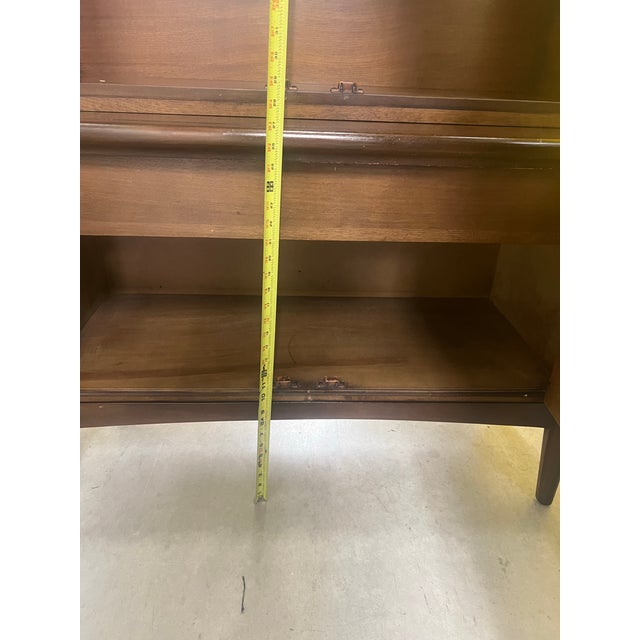 Brown Mid 20th Century Broyhill Emphasis Two Piece Hutch China Cabinet For Sale - Image 8 of 11