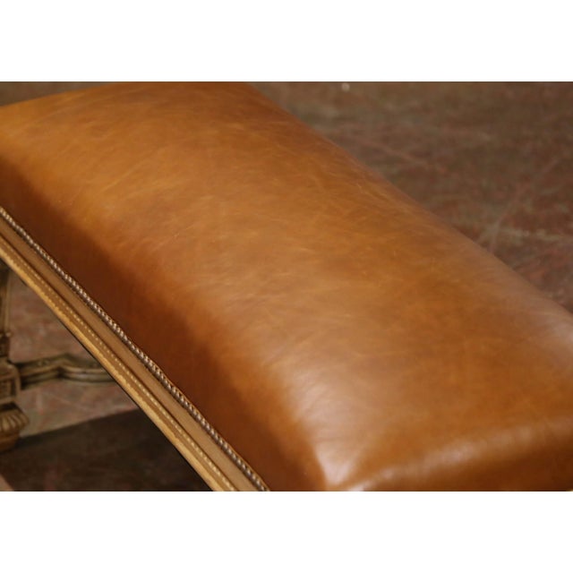 French 19th Century French Louis XIV Style Carved Bleached Oak Bench With Leather Seat For Sale - Image 3 of 11