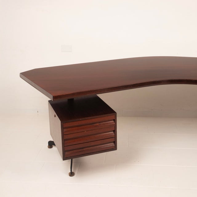 First Edition T96 Rosewood Boomerang Desk by Osvaldo Borsani for Tecno, 1950 For Sale - Image 17 of 18