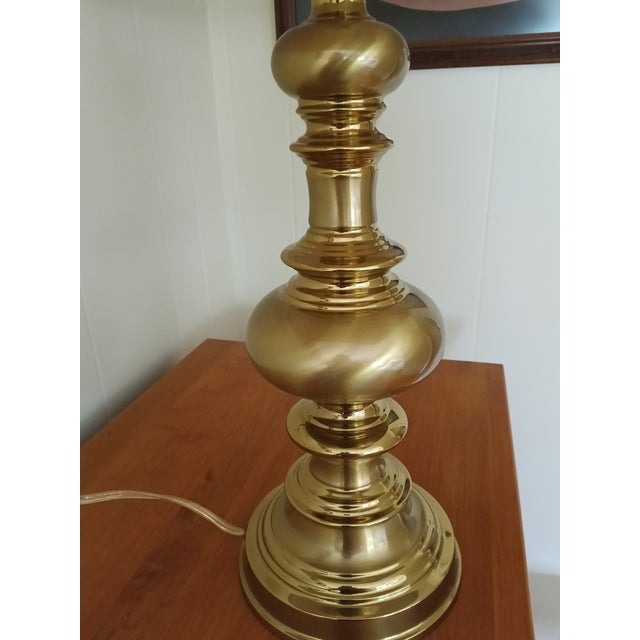 Vintage Solid Brass Table Lamp With Square Shade – Classic Traditional Elegance For Sale - Image 11 of 12