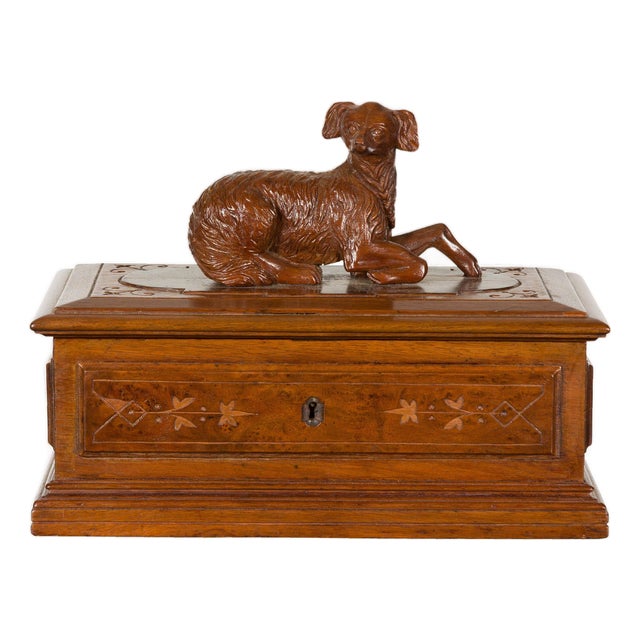19th Century English Oak Decorative Box with Dog Carving For Sale
