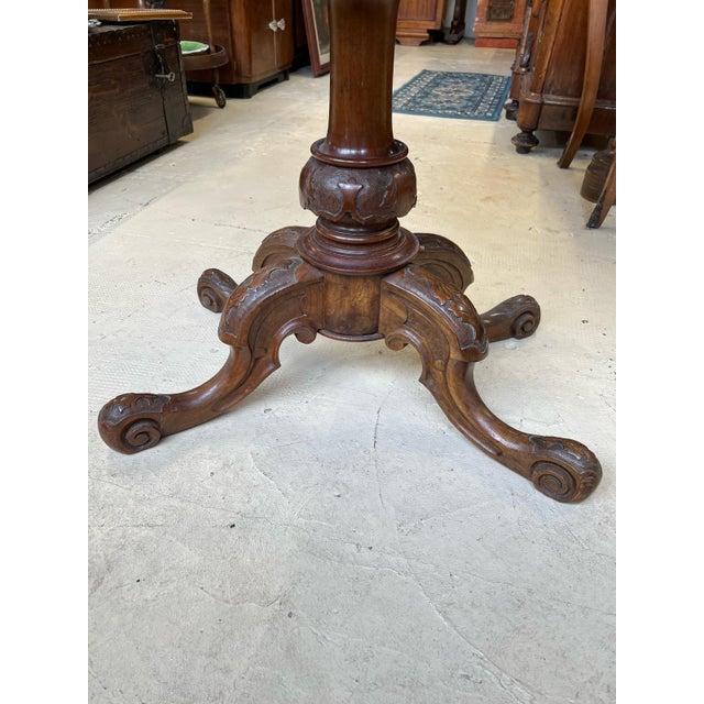Wood Queen Victoria Game Table, 19th Century For Sale - Image 7 of 11