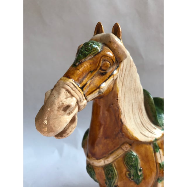 Mid-20th Century Chinese Tang-Style Sancai Glazed Terracotta Horse Sculpture For Sale In New York - Image 6 of 8