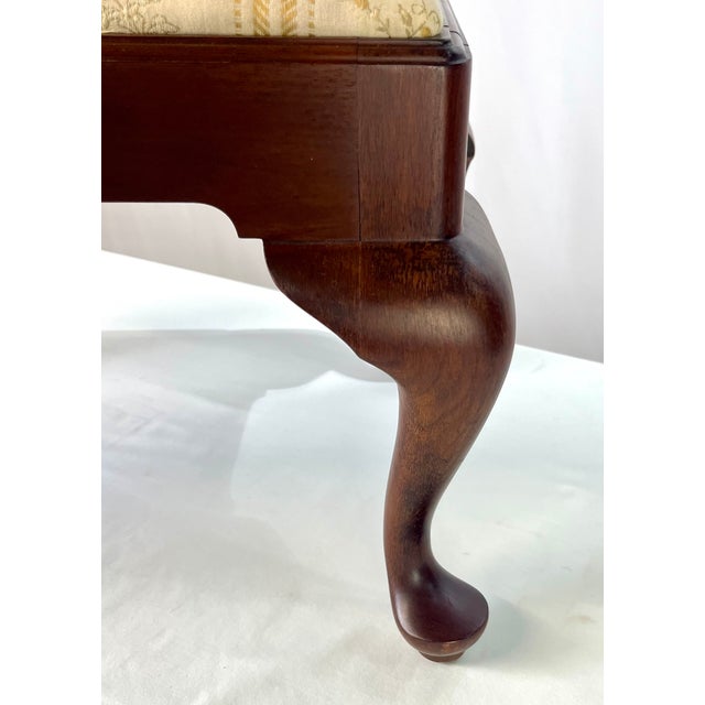 Vintage Henkel Harris Attributed Queen Anne Style Mahogany Footstool For Sale - Image 11 of 15