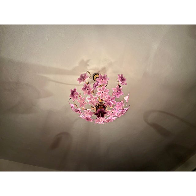 1980s Italian Style Hand-Painted Pink and Purple Murano Glass Floral Chandelier - 4-Light⁠ For Sale - Image 18 of 18