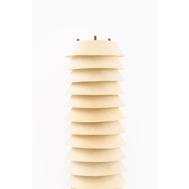 White Metal and Brass Table Lamp by Ilmari Tapiovaara for Asko, 1955 For Sale - Image 3 of 11