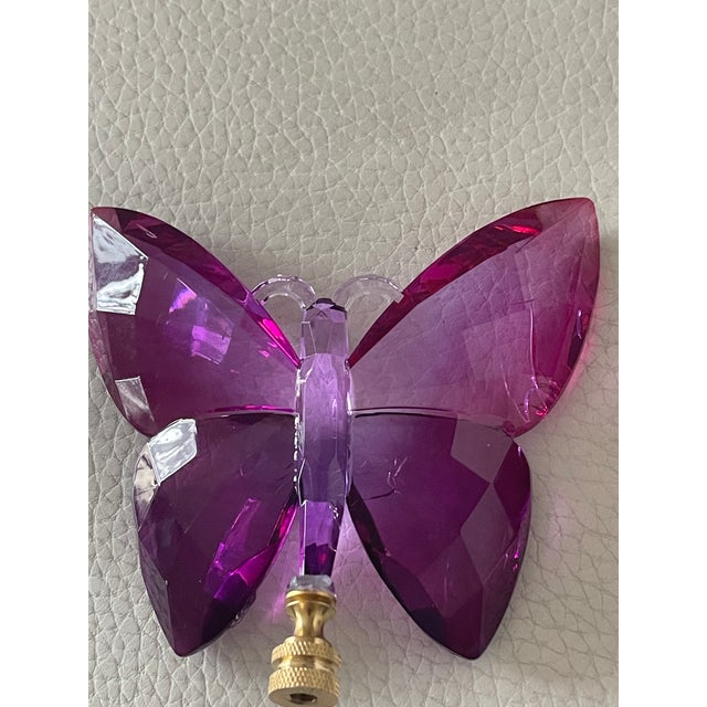 1960s 1960s Large Acrylic Purple Butterfly Lamp Finial For Sale - Image 5 of 7