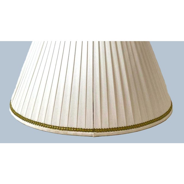Mid-Century Modern Frederick Cooper Pleated Lamp Shade (22") For Sale - Image 3 of 6