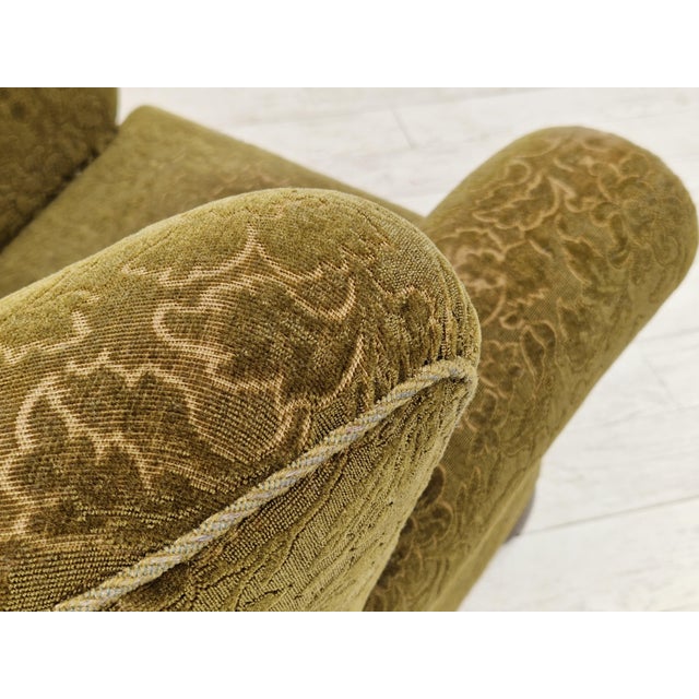 Vintage Danish Relax Chair in Green Fabric, 1950s For Sale - Image 6 of 17