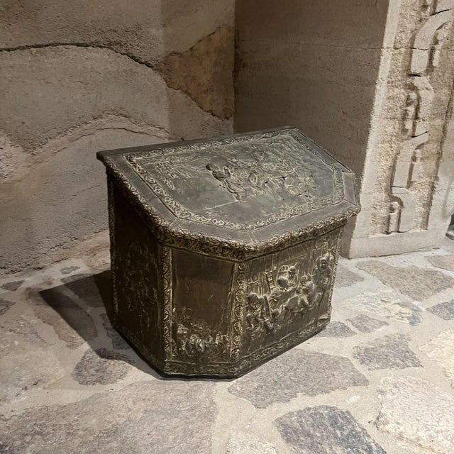 American 1800s Antique Firewood Coal Wood Repousse Box Brass Panels For Sale - Image 3 of 12