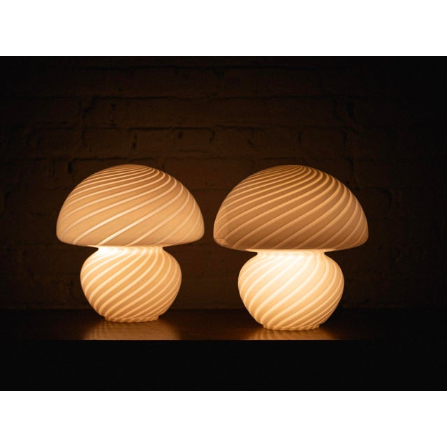 Glass Vetri Murano Mushroom Lamp For Sale - Image 7 of 9