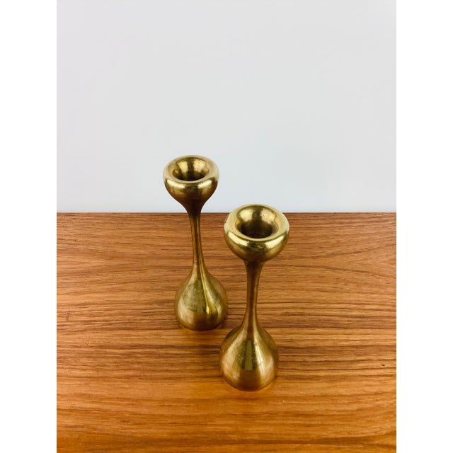 Vintage 1970s Modern Brass Pair of Candle Holders For Sale - Image 4 of 5