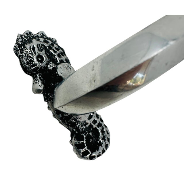 Vintage Seahorse Napkin Rings (Set of 6) | 1990s Nautical Coastal Table Decor | Antique Silver Tone Metal by India Handicrafts Inc. For Sale In Tampa - Image 6 of 11