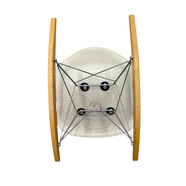 Vintage Herman Miller Eames Fiberglass Rocking Chair (Rar) Mid-Century Modern | Original Shell & Base For Sale - Image 12 of 15