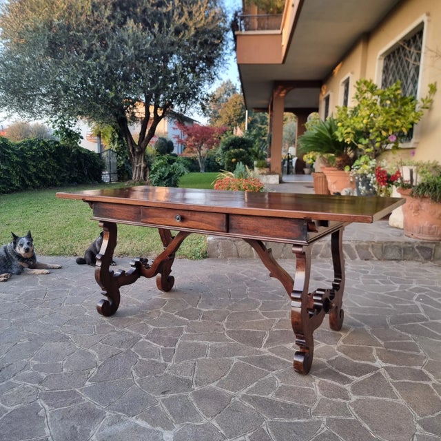 Large Tuscan Fratino Table in Walnut, 1800s For Sale - Image 3 of 12