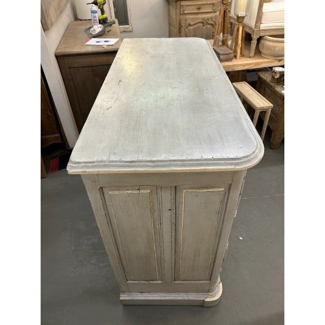 18th Century Louis XV French Painted Two Tone Server For Sale - Image 4 of 7