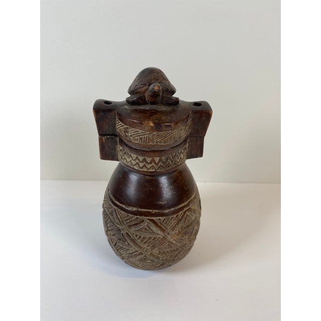 Mid 20th Century Vintage Carved Wooden Vessel With Turtle Finial – Tribal Style Decorative Object For Sale - Image 5 of 6