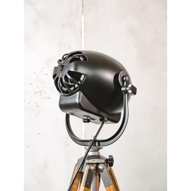 Matte Black Electric Patt 123 Theater Lamp on Wooden Tripod Floor Lamp from Strand, 1950s For Sale - Image 11 of 18