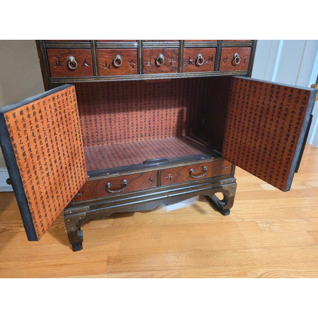Asian Antique Asian Herbal Medicine Cabinet (Yakjang) Multi-Drawer Apothecary Chest For Sale - Image 3 of 3