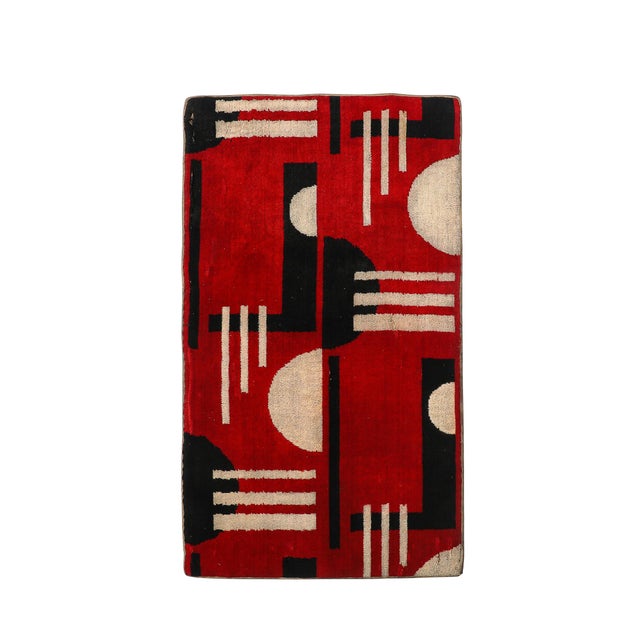 This Art Deco Machine Age tapestry, created in America circa 1930, is a bold expression of modernist design and...