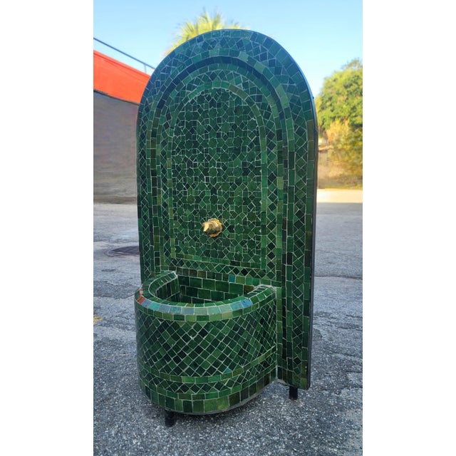 Moroccan Tamegroute Green Arched Moroccan Mosaic Tile Fountain For Sale - Image 3 of 8