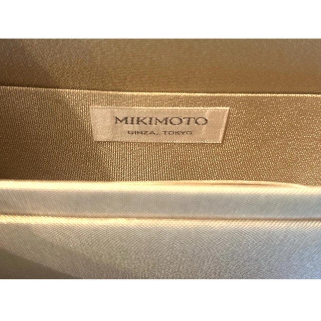 1990s Mikimoto Japanese Kimono Silk Brocade 18k Gold Plate Pearl Clasp Evening Shoulder Bag Clutch Black For Sale In Los Angeles - Image 6 of 11