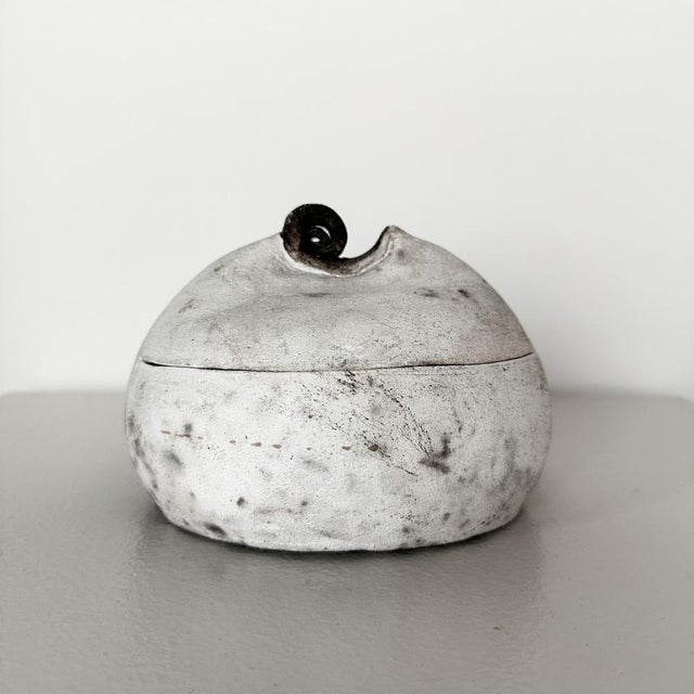 Vintage Raku Ceramic Bowl, in Flawless conditions. Designed from 2000