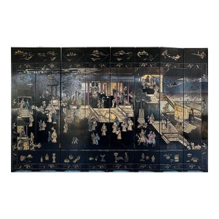 Mid 20th Century Monumental Chinese Lacquered 8-Panel Coromandel Screen Depicting Court Scenes For Sale
