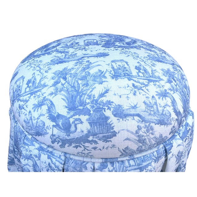 Late 20th Century English Country Chinois Blue & White Toile Skirted Storage Ottomans, a Pair For Sale - Image 5 of 10