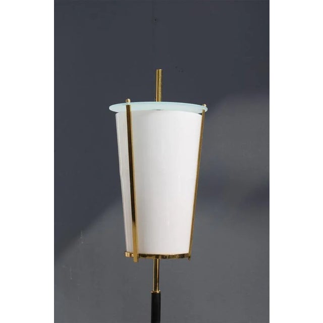 Floor Lamp in Brass and Acrylic Glass from Stilnovo, 1950s For Sale - Image 4 of 13
