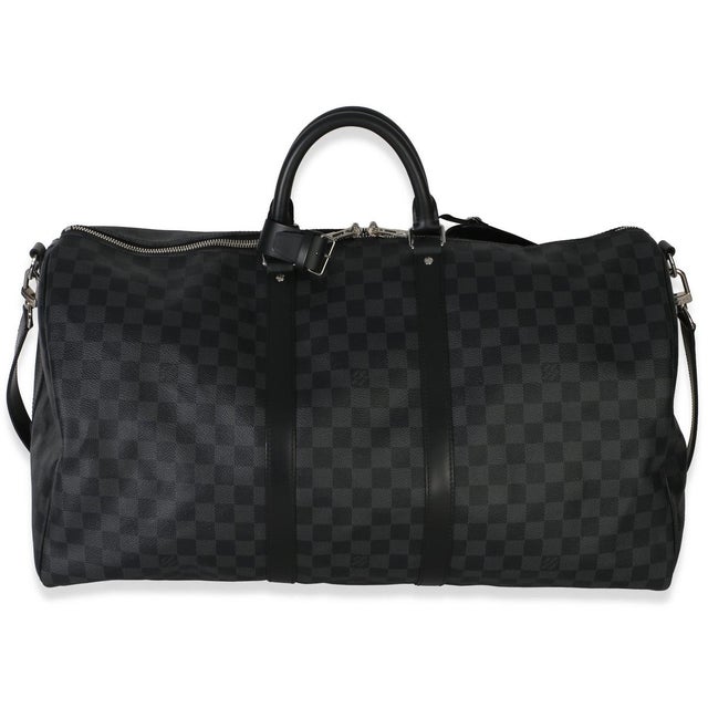 An early 20th-century design from Louis Vuitton, the Keepall bag is the epitome of the Maison's spirit and passion for...