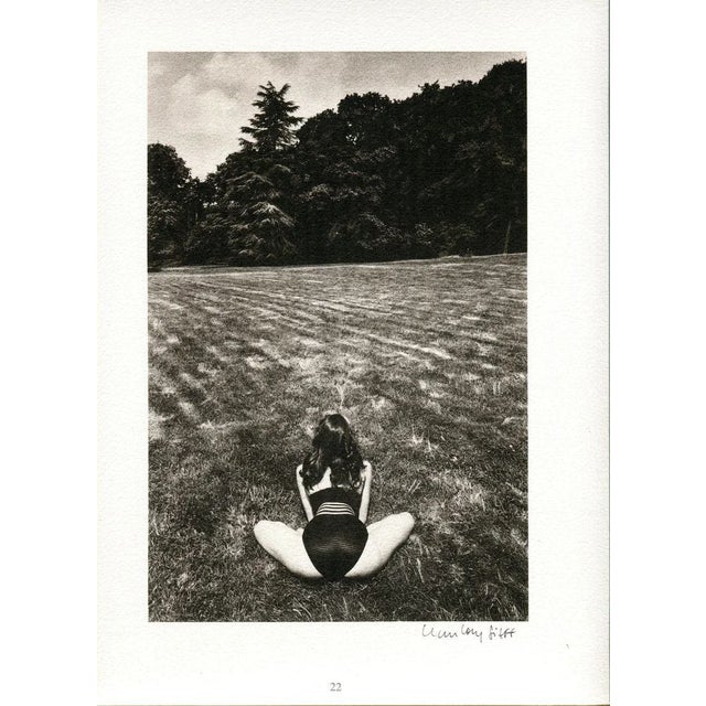 From a Portfolio with 26 exclusive works of Jeanloup Sieff, limited to 200 copies. The photograph of Jeanloup Sieff has...